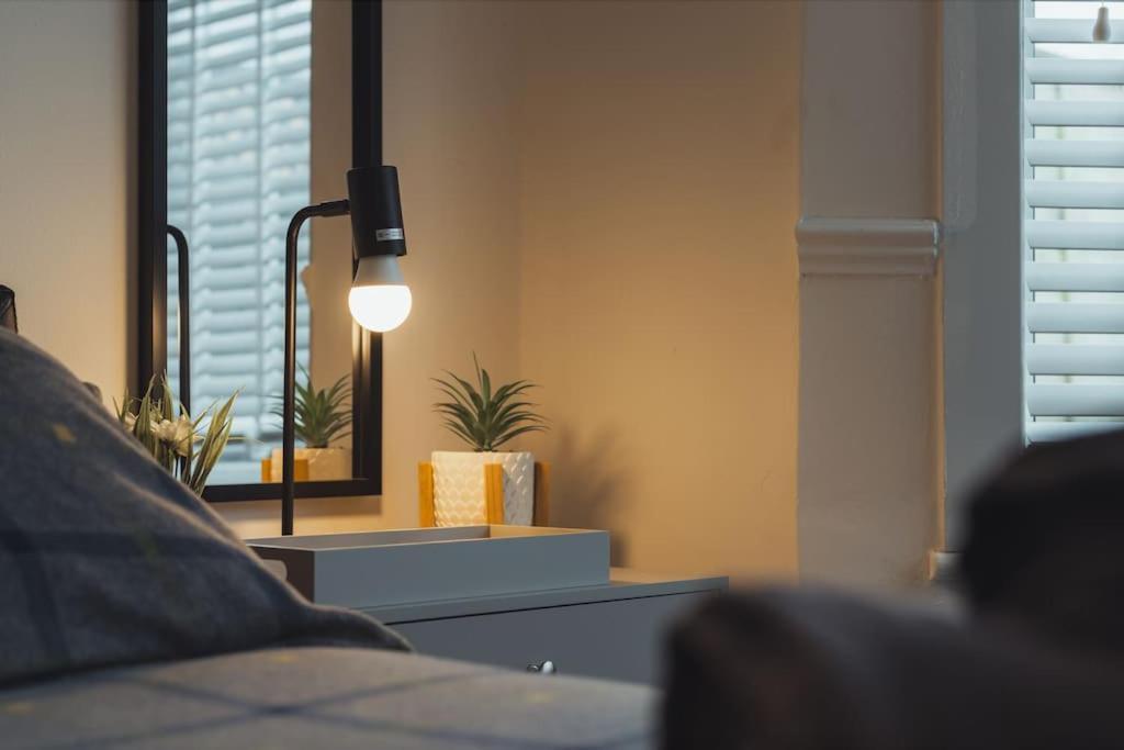 1 Bed - Wifi - Pet Friendly - Harrow Appartement Buitenkant foto